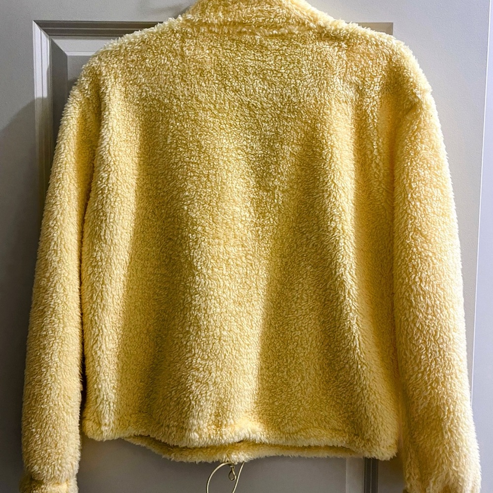 No Boundaries Cozy Yellow Sherpa Pullover Fall Weather FAVS 🍁  Sz - (S) - Picture 4 of 4